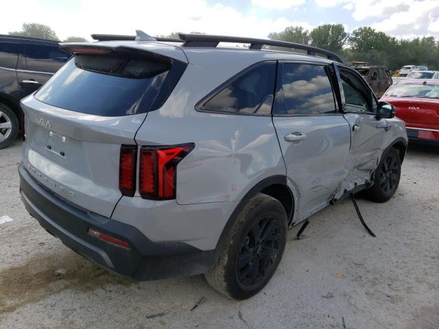 Photo 3 VIN: 5XYRLDLCXNG095745 - KIA SORENTO S 