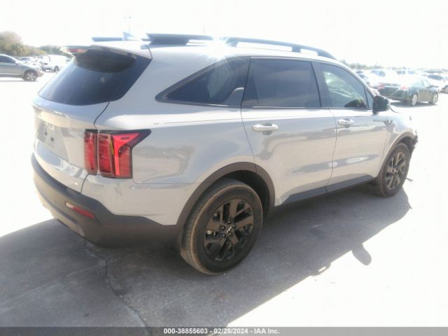 Photo 3 VIN: 5XYRLDLCXPG210587 - KIA SORENTO 