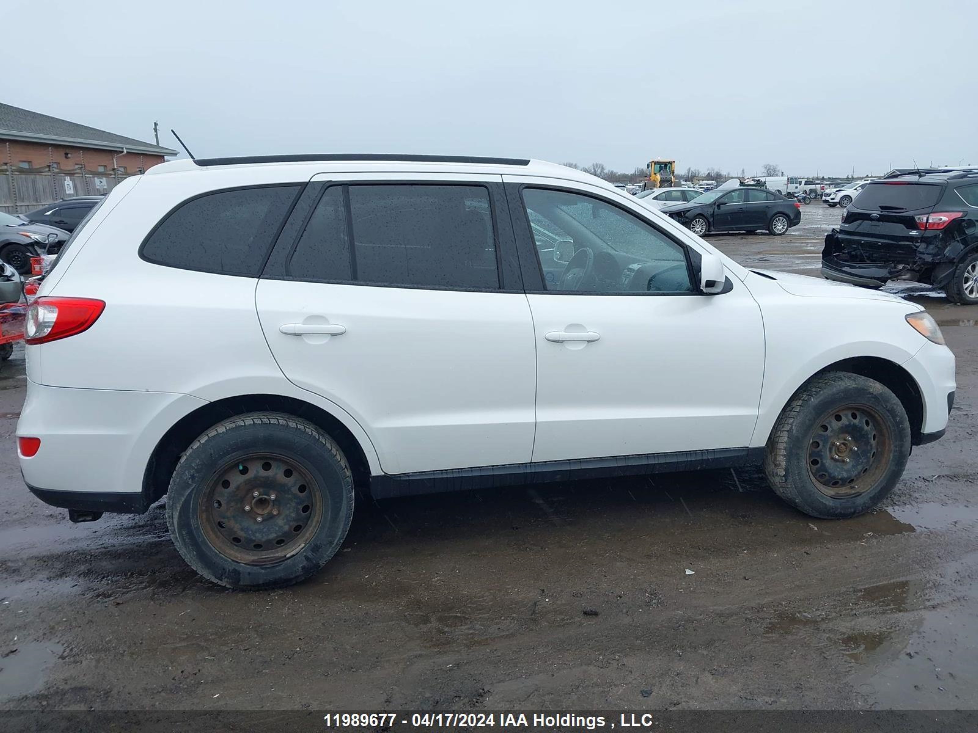 Photo 13 VIN: 5XYZG3AB1BG057910 - HYUNDAI SANTA FE 