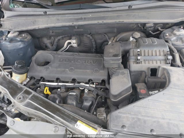 Photo 9 VIN: 5XYZG3AB2BG035379 - HYUNDAI SANTA FE 