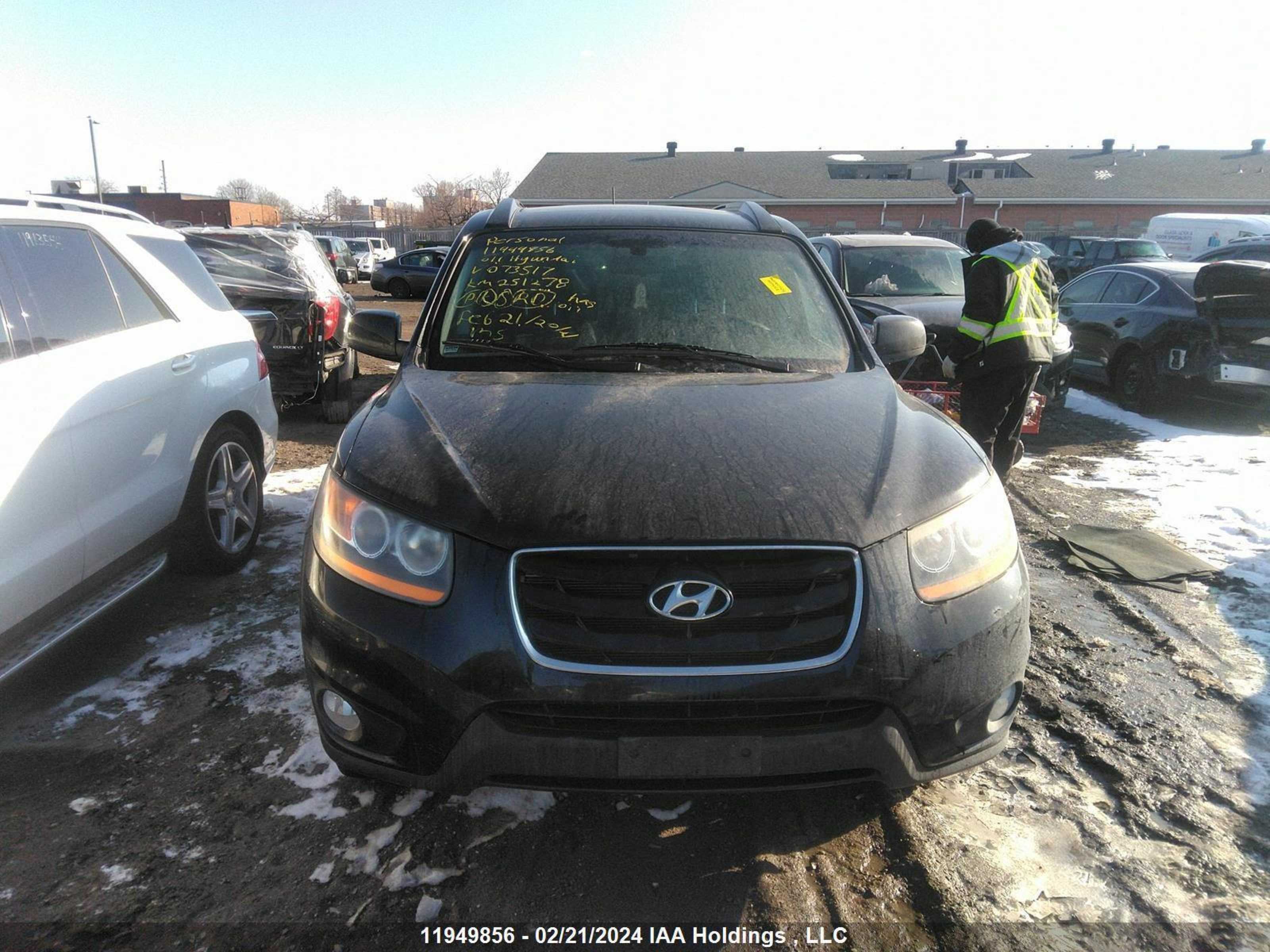 Photo 11 VIN: 5XYZG3AB2BG073517 - HYUNDAI SANTA FE 