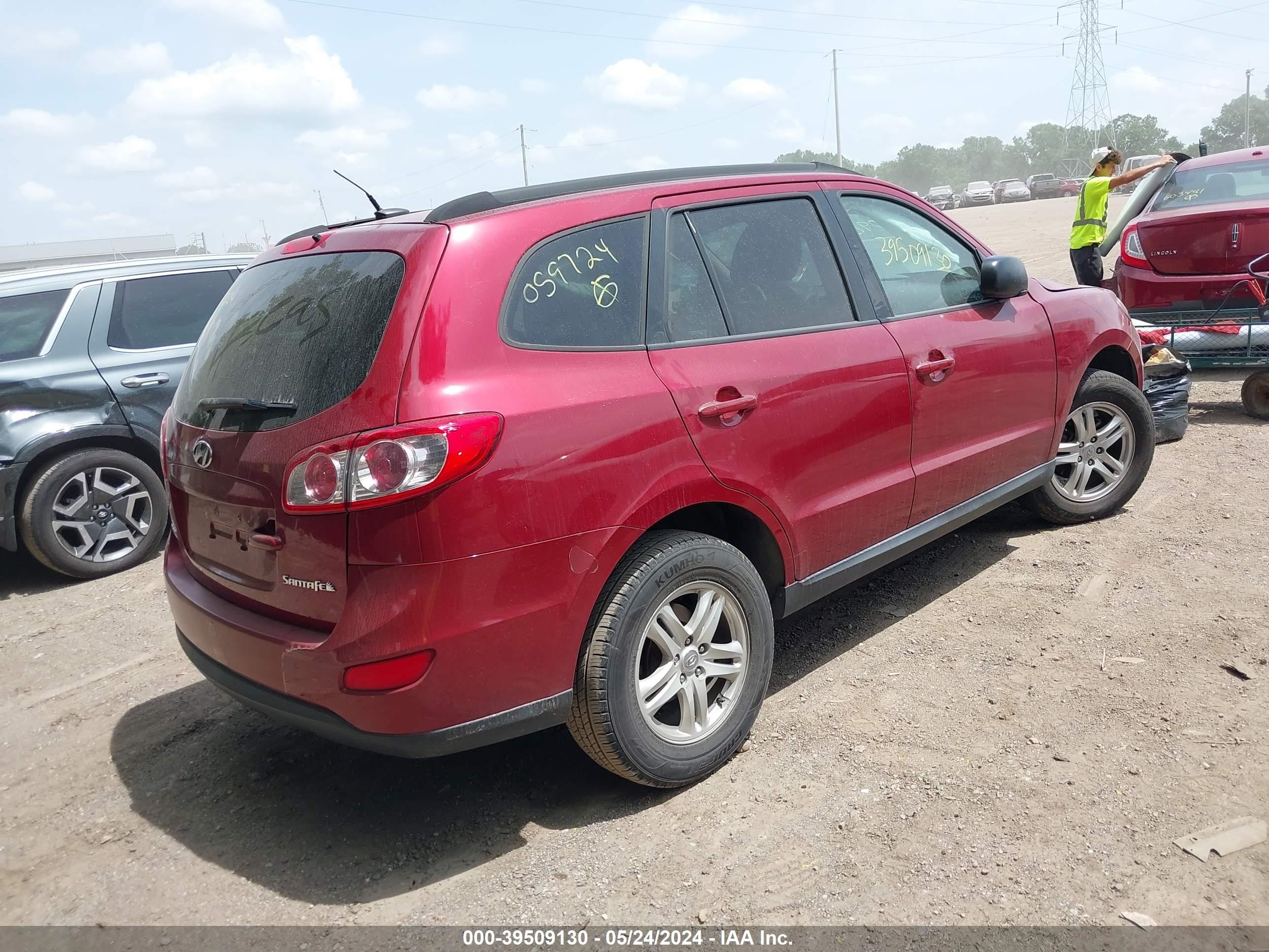 Photo 3 VIN: 5XYZG3AB3BG059724 - HYUNDAI SANTA FE 