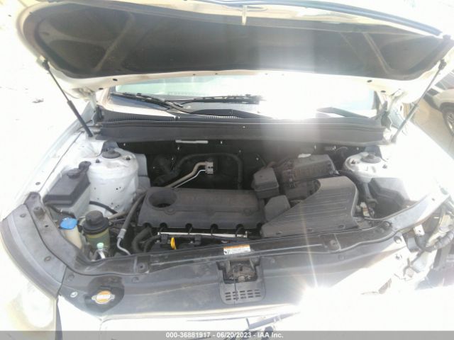 Photo 9 VIN: 5XYZG3AB4BG029213 - HYUNDAI SANTA FE 