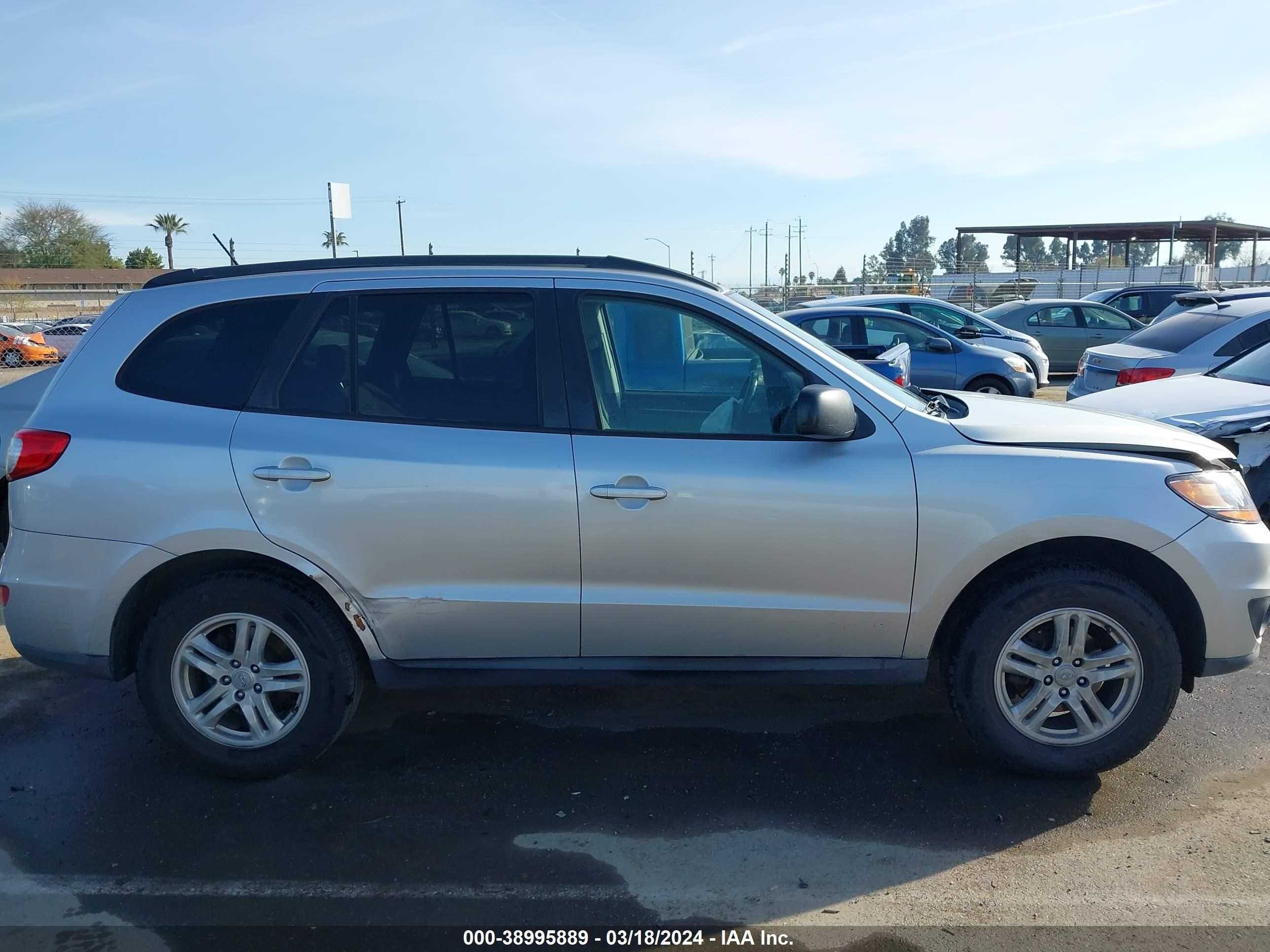 Photo 12 VIN: 5XYZG3AB5CG130102 - HYUNDAI SANTA FE 