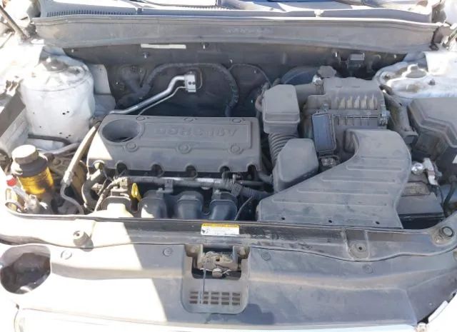 Photo 9 VIN: 5XYZG3AB8BG024645 - HYUNDAI SANTA FE 