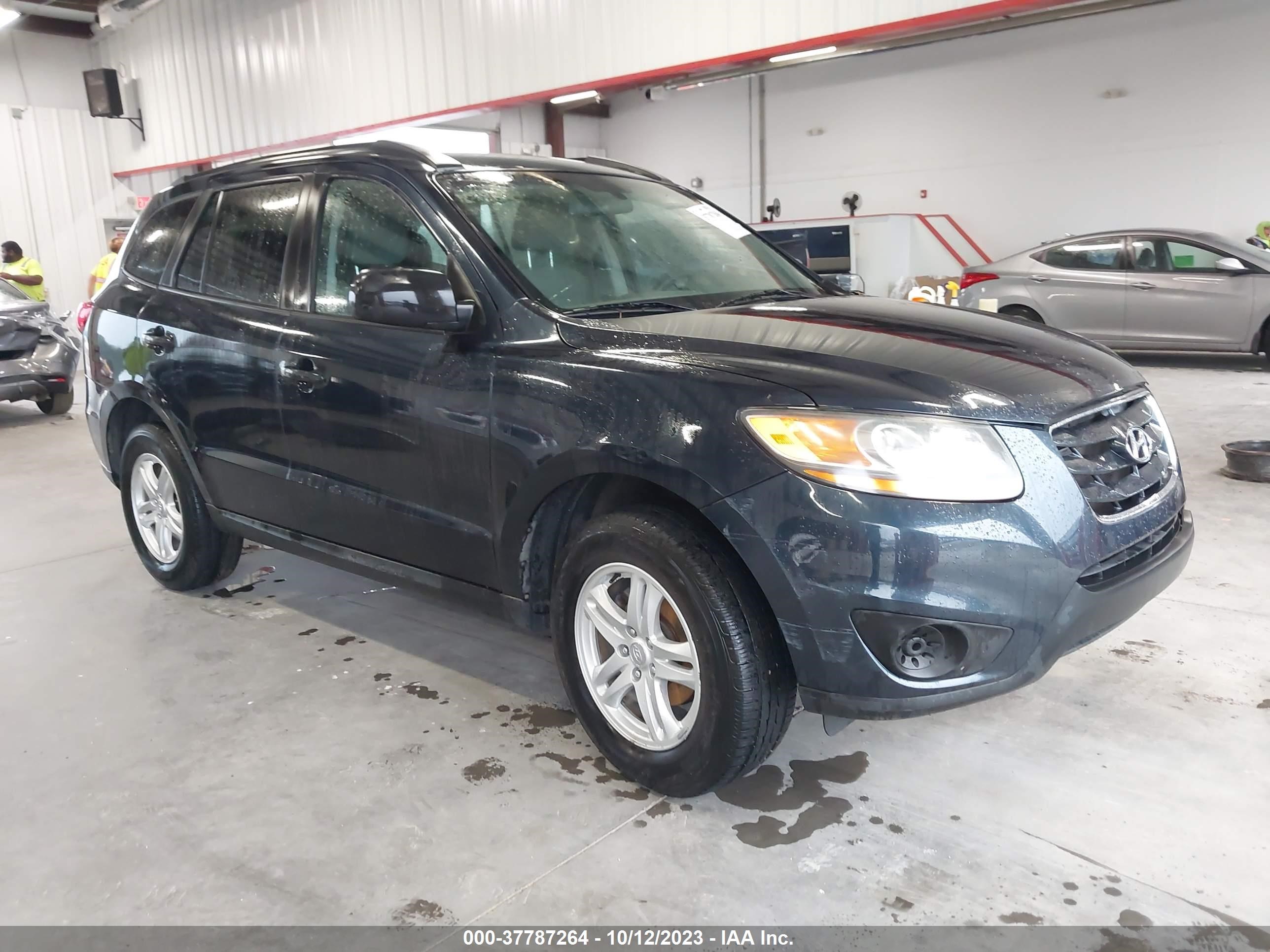 Photo 0 VIN: 5XYZGDAB4BG016421 - HYUNDAI SANTA FE 