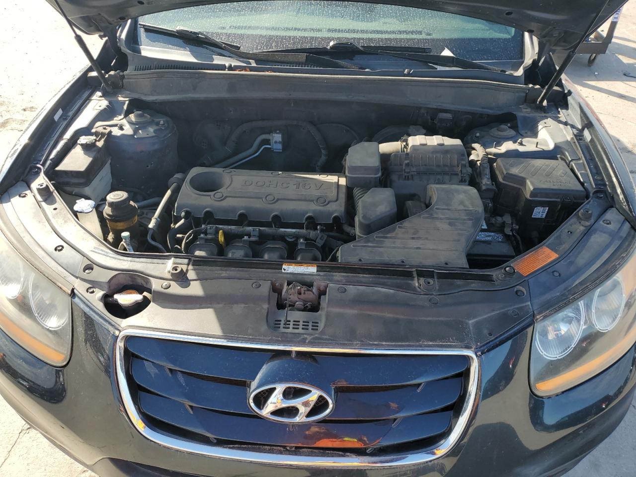 Photo 10 VIN: 5XYZGDAB5BG046463 - HYUNDAI SANTA FE 