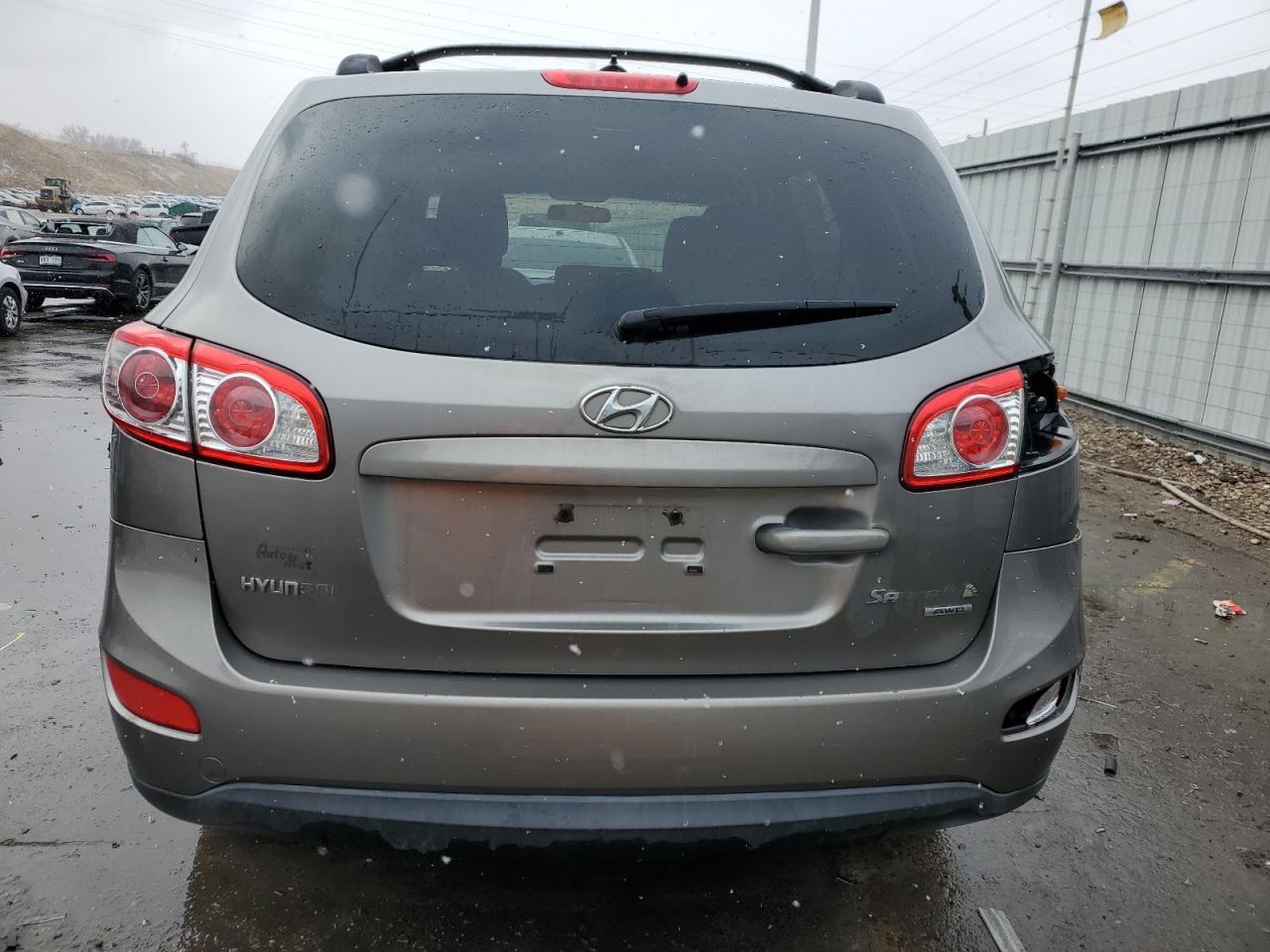 Photo 5 VIN: 5XYZGDAB6BG030448 - HYUNDAI SANTA FE 