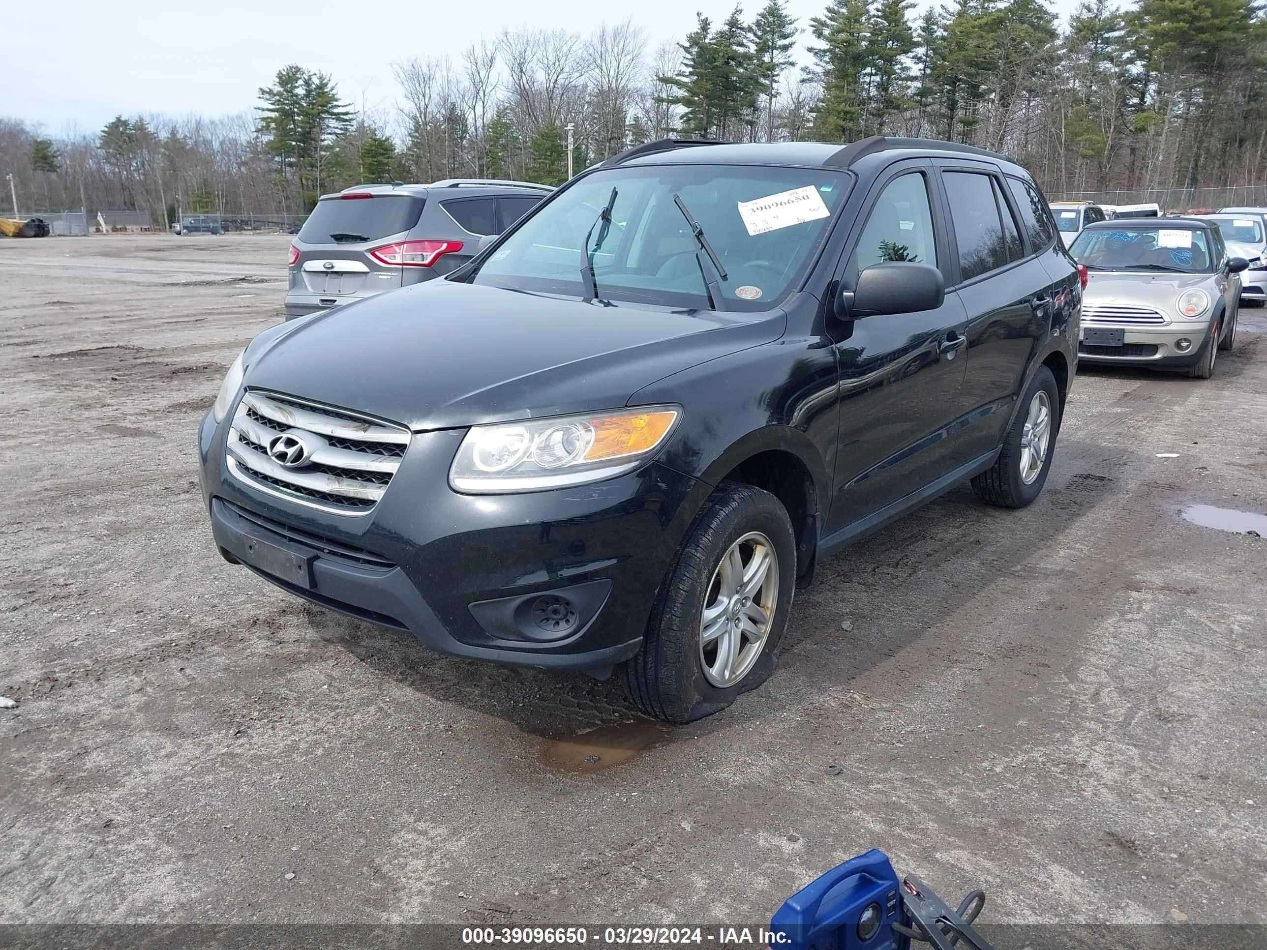 Photo 1 VIN: 5XYZGDAB8CG096369 - HYUNDAI SANTA FE 