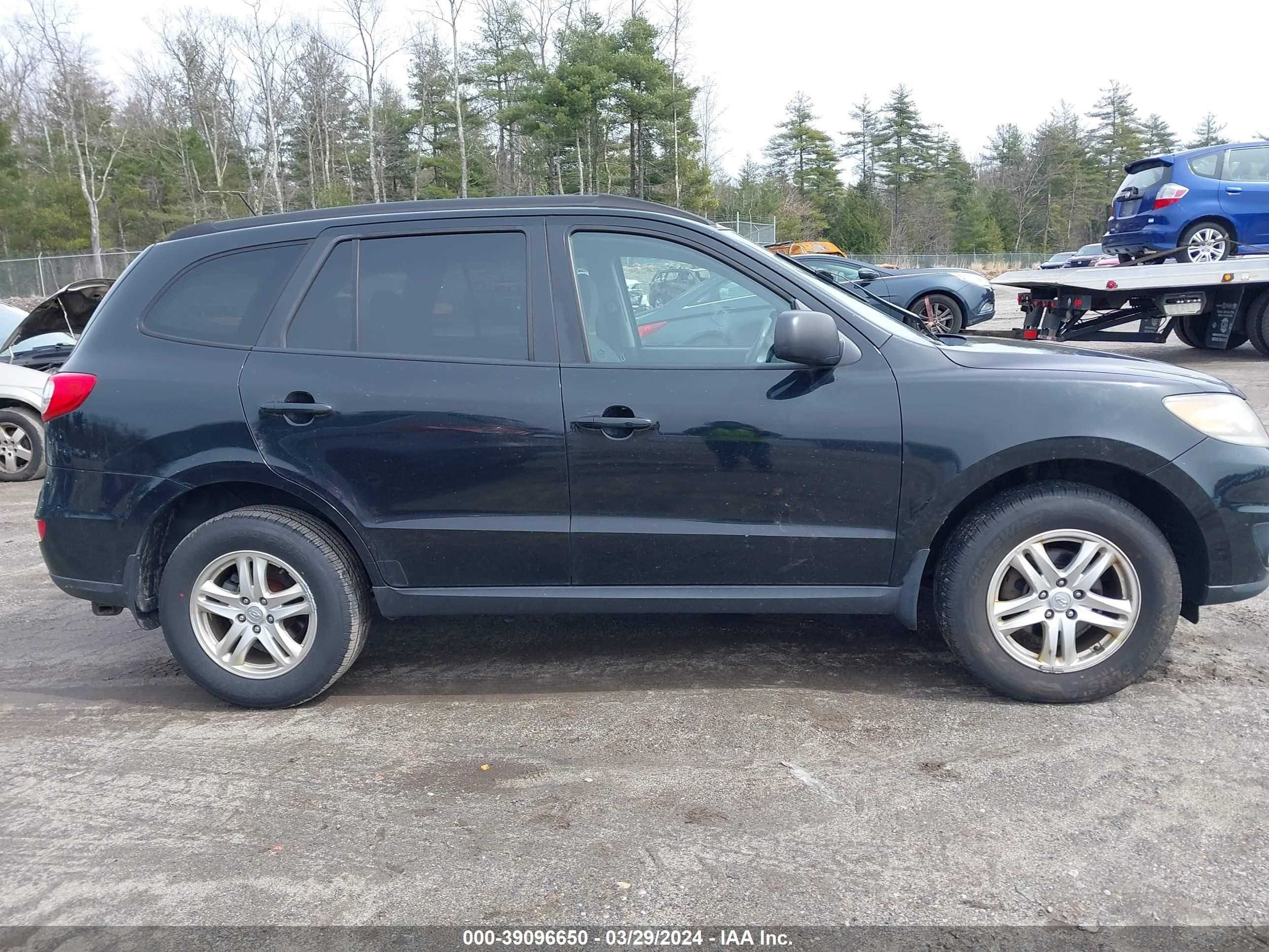 Photo 12 VIN: 5XYZGDAB8CG096369 - HYUNDAI SANTA FE 