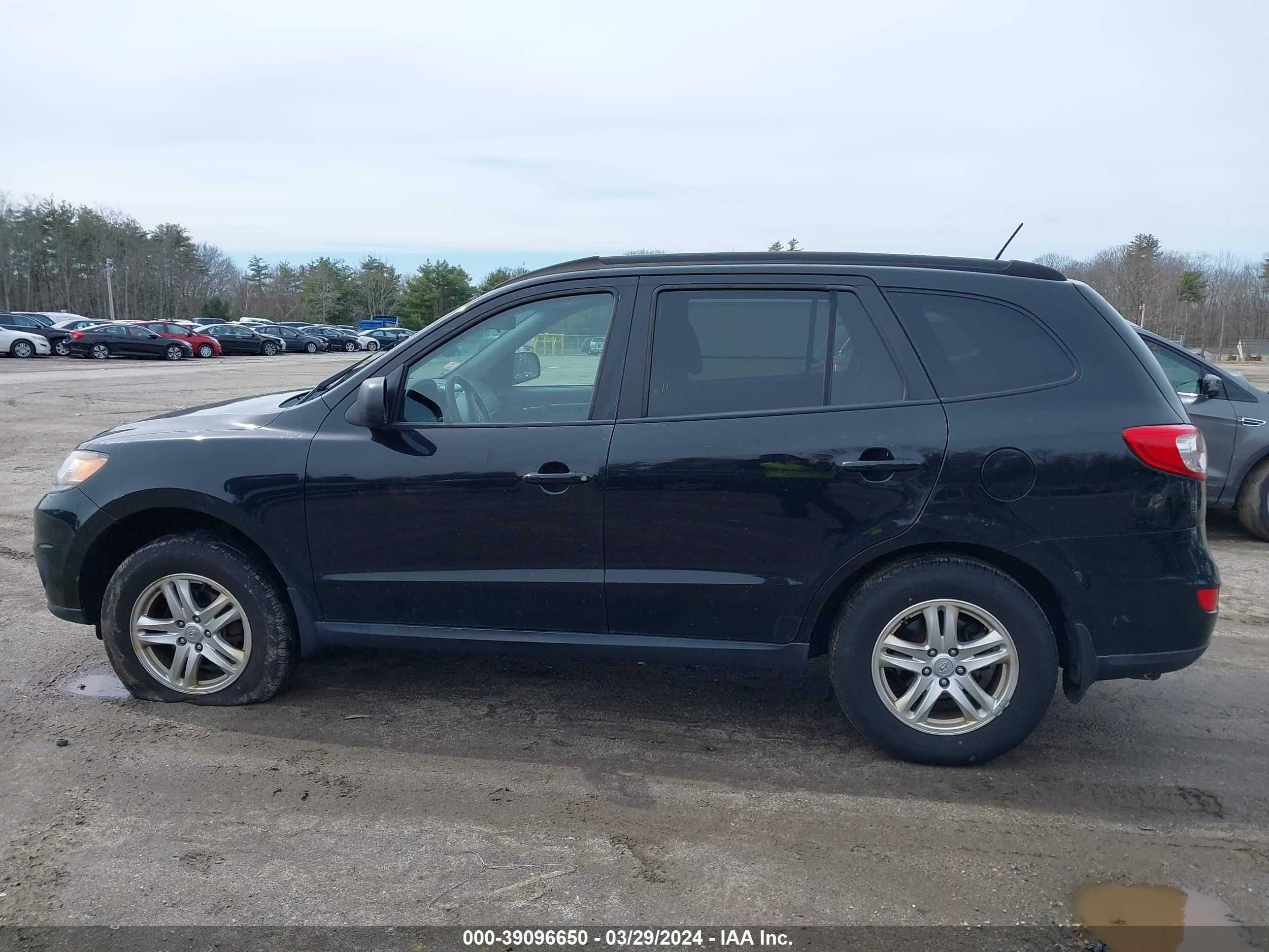 Photo 14 VIN: 5XYZGDAB8CG096369 - HYUNDAI SANTA FE 