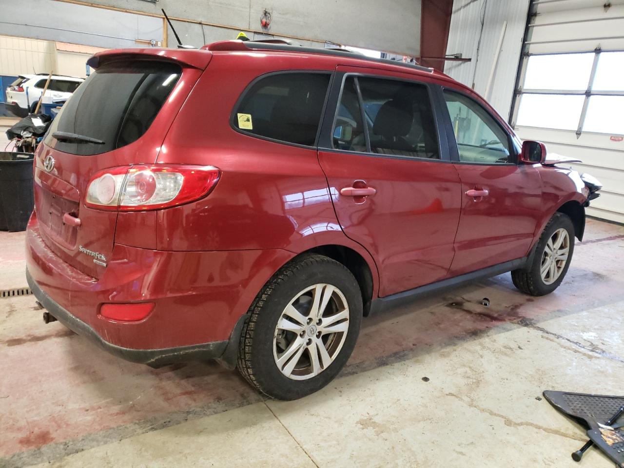 Photo 2 VIN: 5XYZHDAG0BG001357 - HYUNDAI SANTA FE 