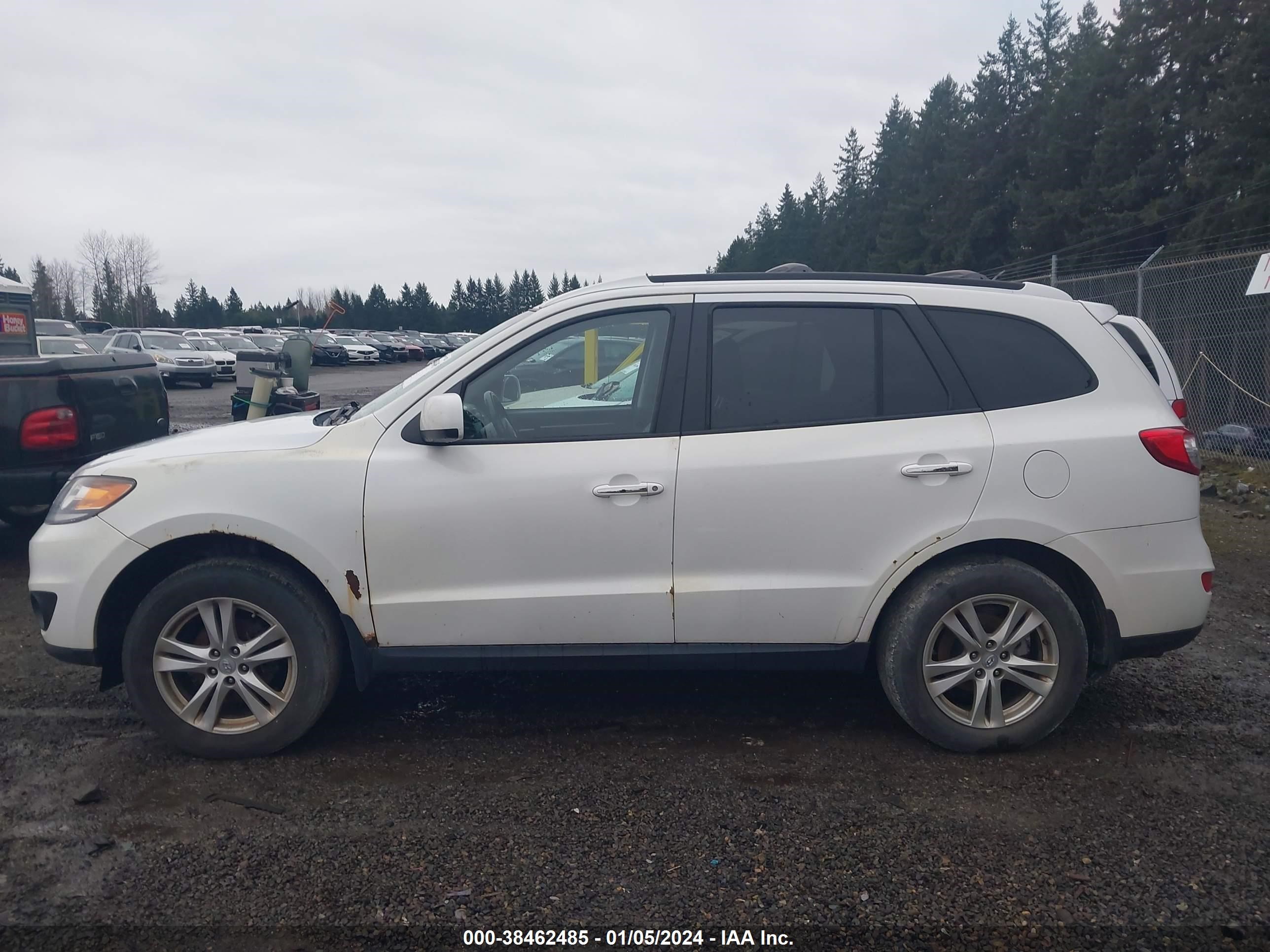 Photo 12 VIN: 5XYZHDAG9CG138105 - HYUNDAI SANTA FE 