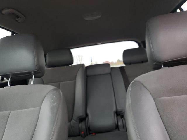 Photo 9 VIN: 5XYZHDAGXBG029702 - HYUNDAI SANTA FE S 