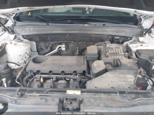 Photo 9 VIN: 5XYZK3AB5CG167102 - HYUNDAI SANTA FE 