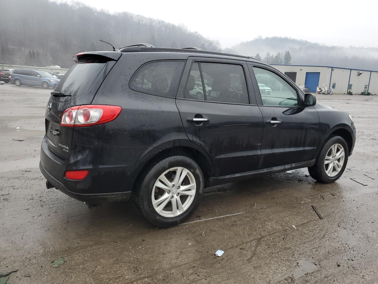 Photo 2 VIN: 5XYZK3AB9BG090068 - HYUNDAI SANTA FE 