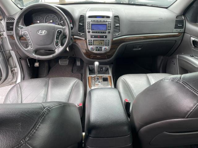 Photo 8 VIN: 5XYZK4AG2BG011387 - HYUNDAI SANTA FE 