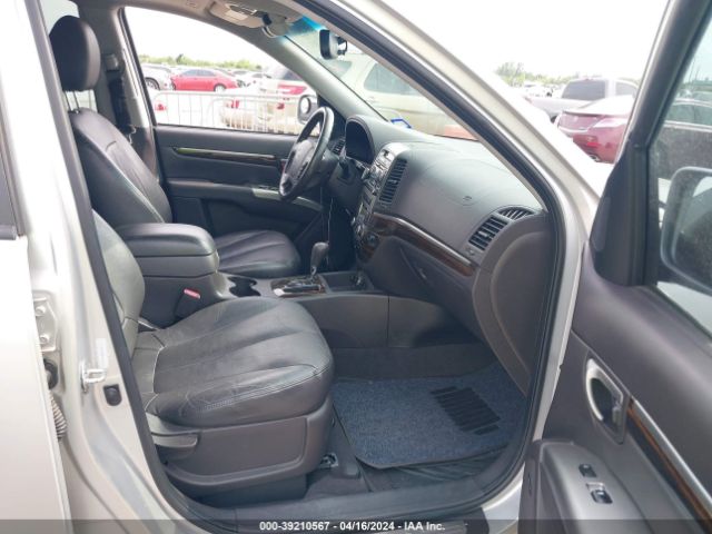 Photo 4 VIN: 5XYZK4AG8BG047116 - HYUNDAI SANTA FE 