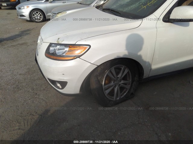 Photo 5 VIN: 5XYZK4AG8BG054972 - HYUNDAI SANTA FE 