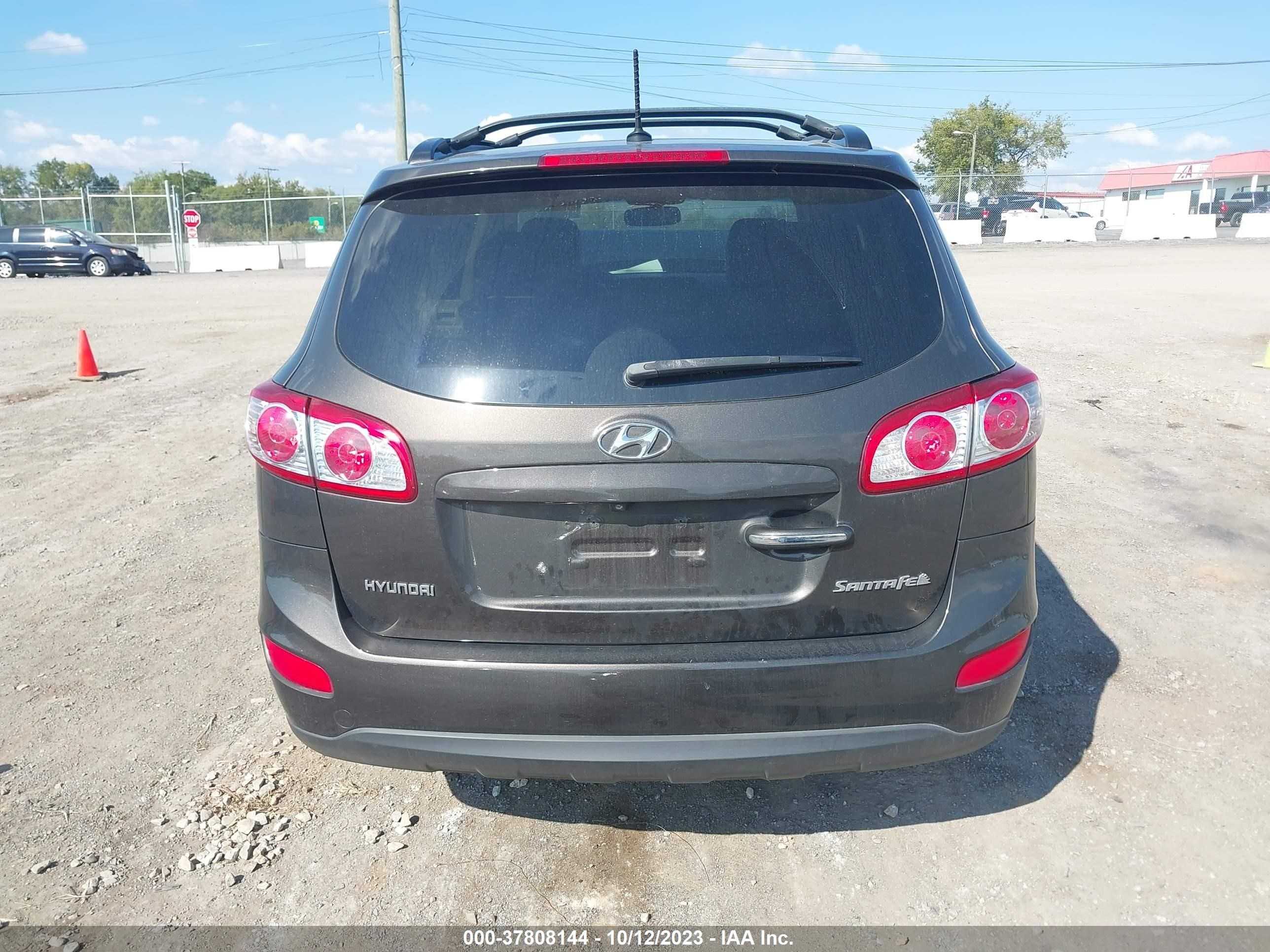 Photo 15 VIN: 5XYZK4AG8BG082433 - HYUNDAI SANTA FE 