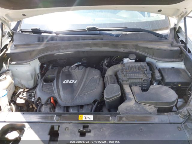 Photo 9 VIN: 5XYZT3LB0GG317732 - HYUNDAI SANTA FE 