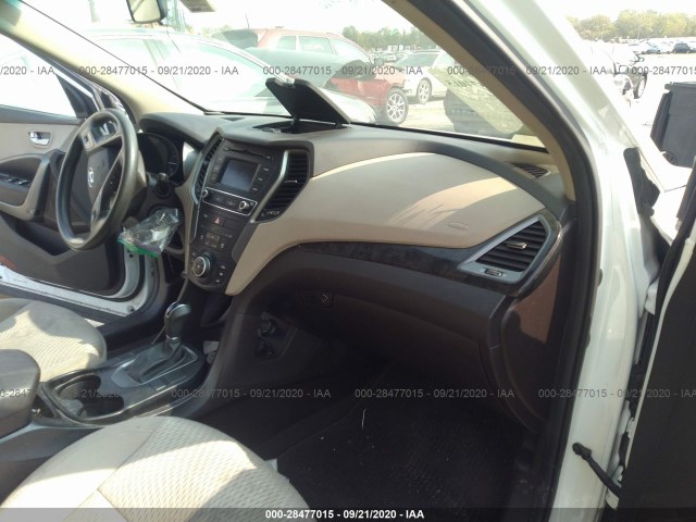 Photo 4 VIN: 5XYZT3LB0HG384011 - HYUNDAI SANTA FE SPORT 