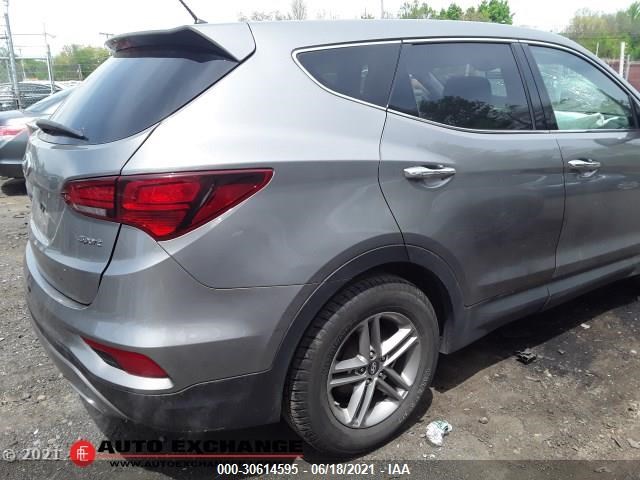 Photo 4 VIN: 5XYZT3LB0JG539758 - HYUNDAI SANTA FE SPORT 