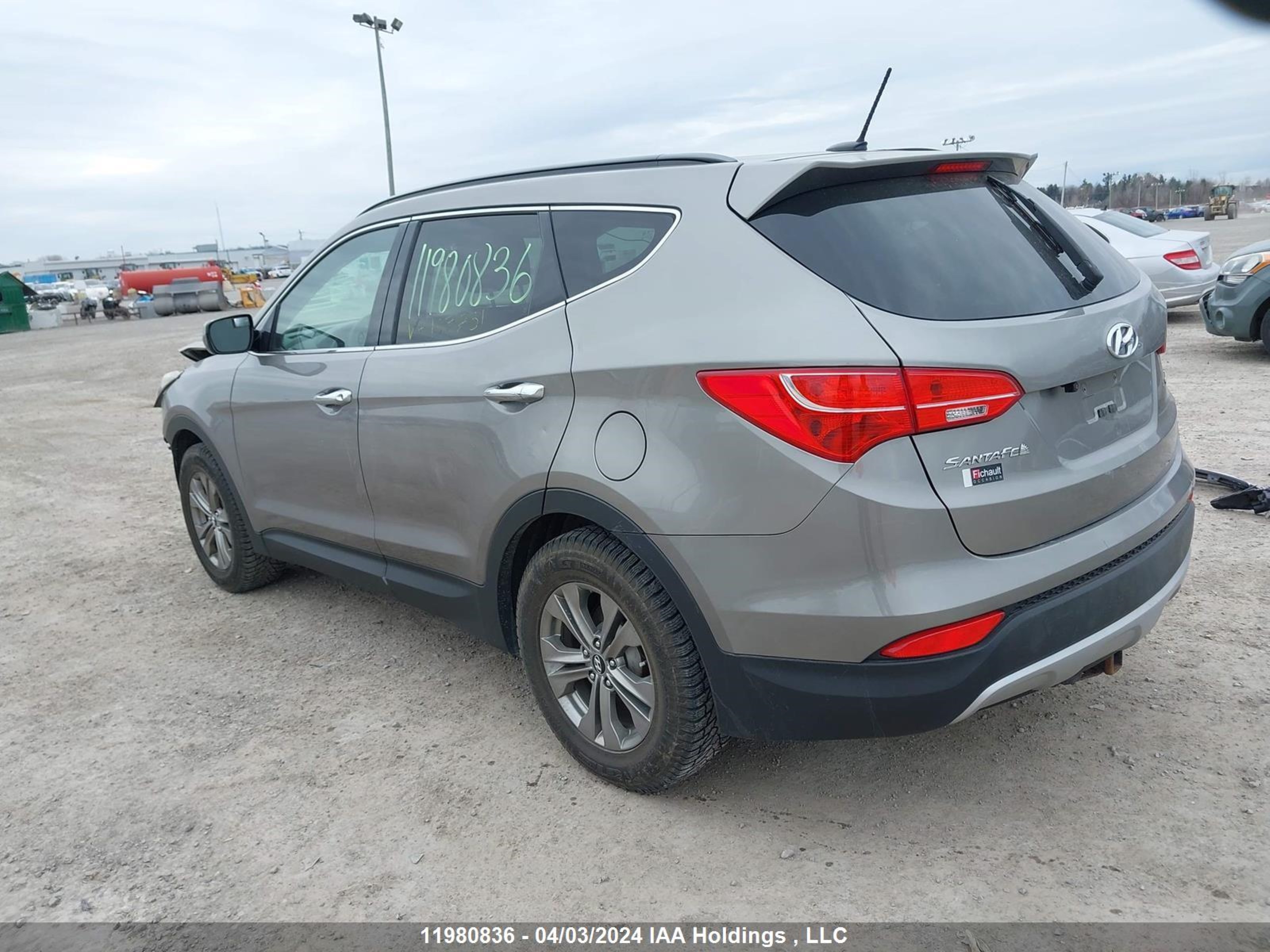 Photo 2 VIN: 5XYZT3LB1EG157731 - HYUNDAI SANTA FE 