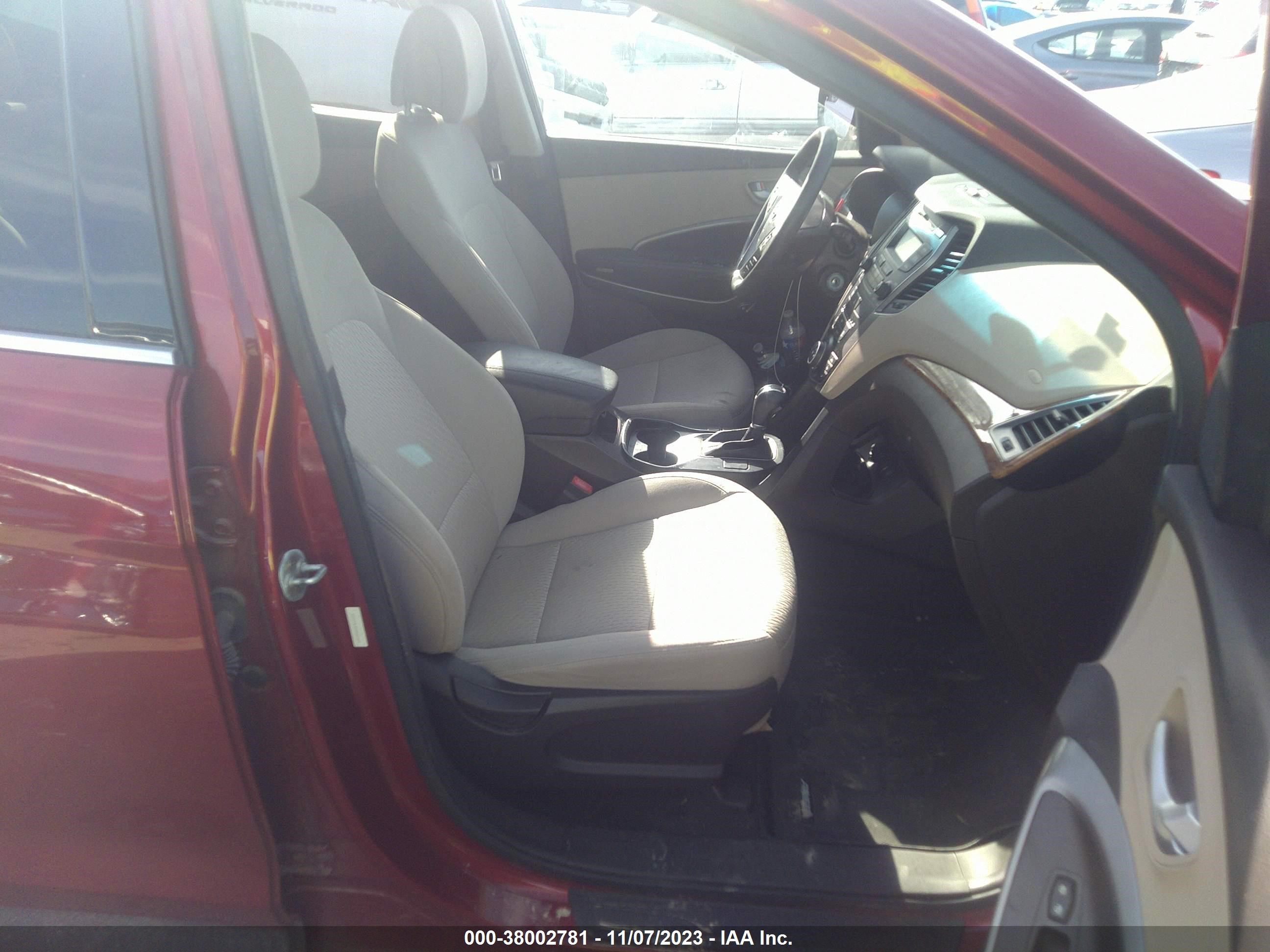 Photo 4 VIN: 5XYZT3LB1GG321661 - HYUNDAI SANTA FE 