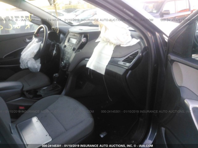 Photo 4 VIN: 5XYZT3LB1GG350061 - HYUNDAI SANTA FE SPORT 