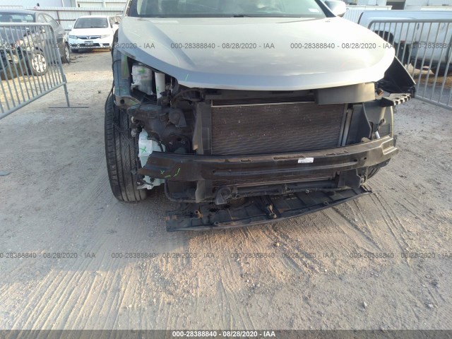 Photo 5 VIN: 5XYZT3LB1JG526436 - HYUNDAI SANTA FE 