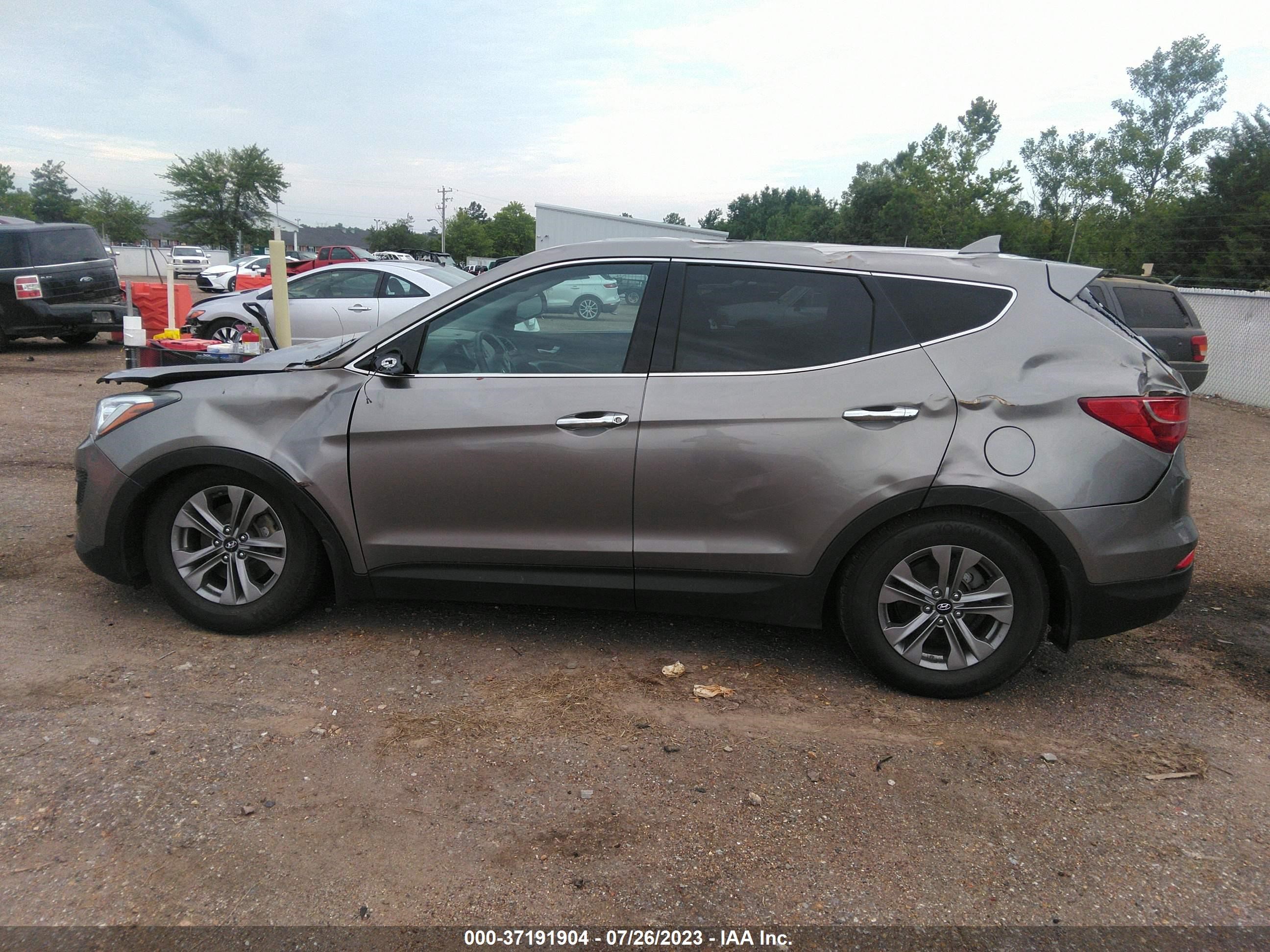 Photo 13 VIN: 5XYZT3LB2GG311527 - HYUNDAI SANTA FE 