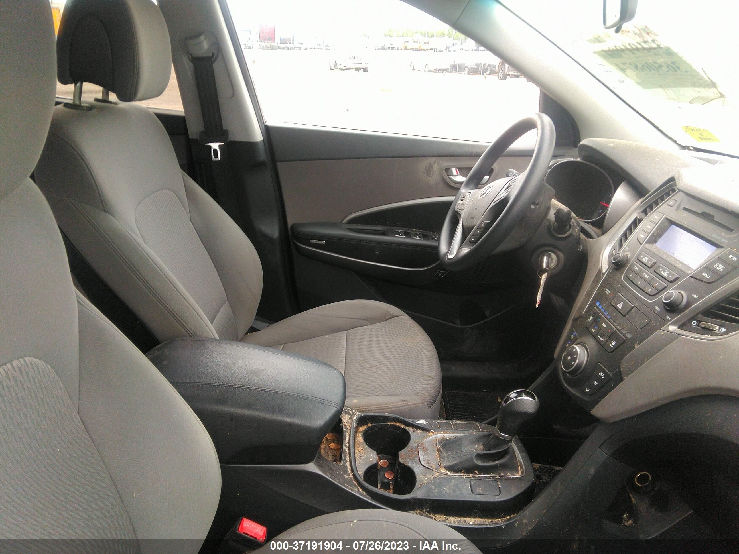 Photo 4 VIN: 5XYZT3LB2GG311527 - HYUNDAI SANTA FE 