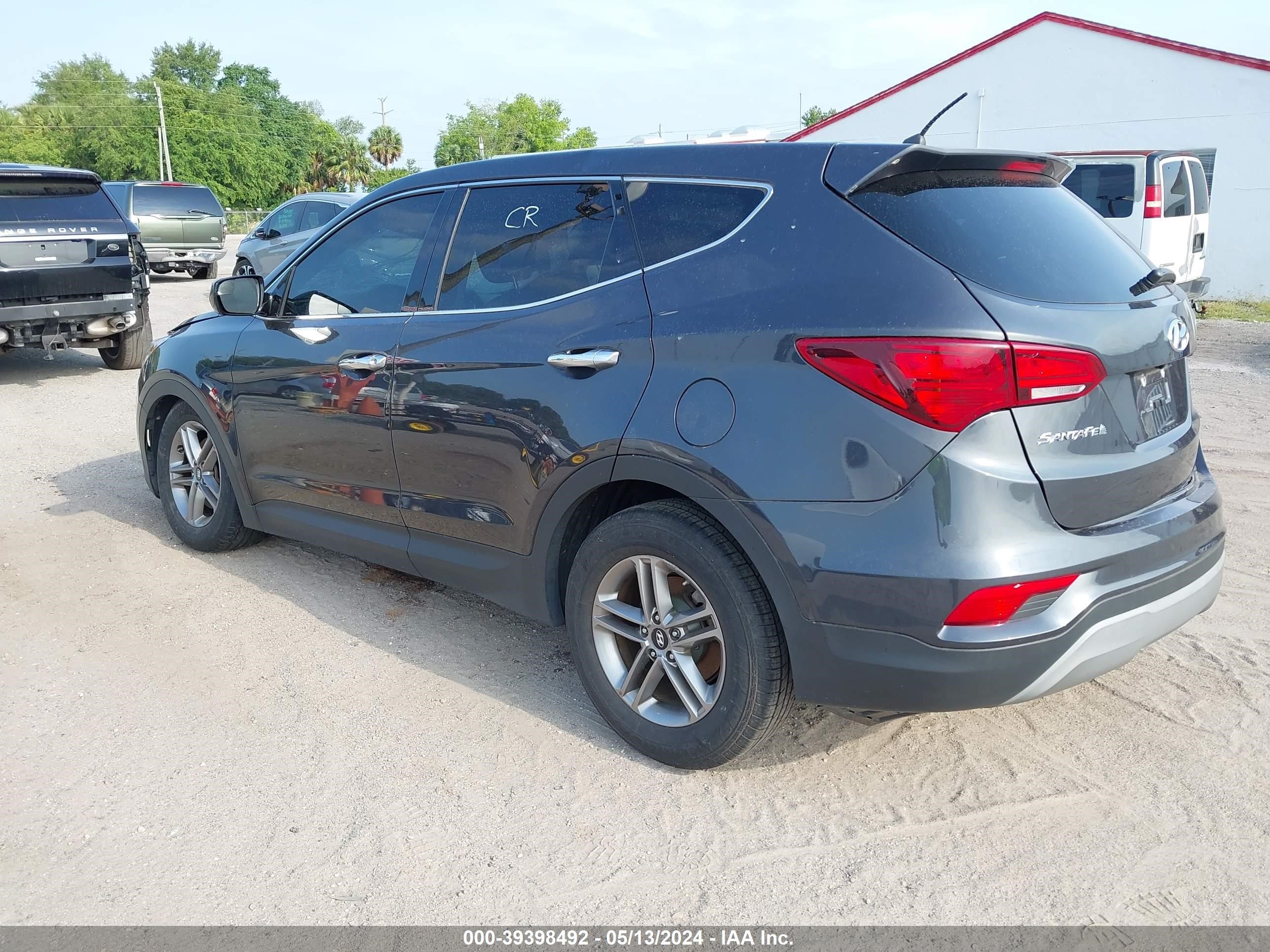 Photo 2 VIN: 5XYZT3LB2JG566282 - HYUNDAI SANTA FE 