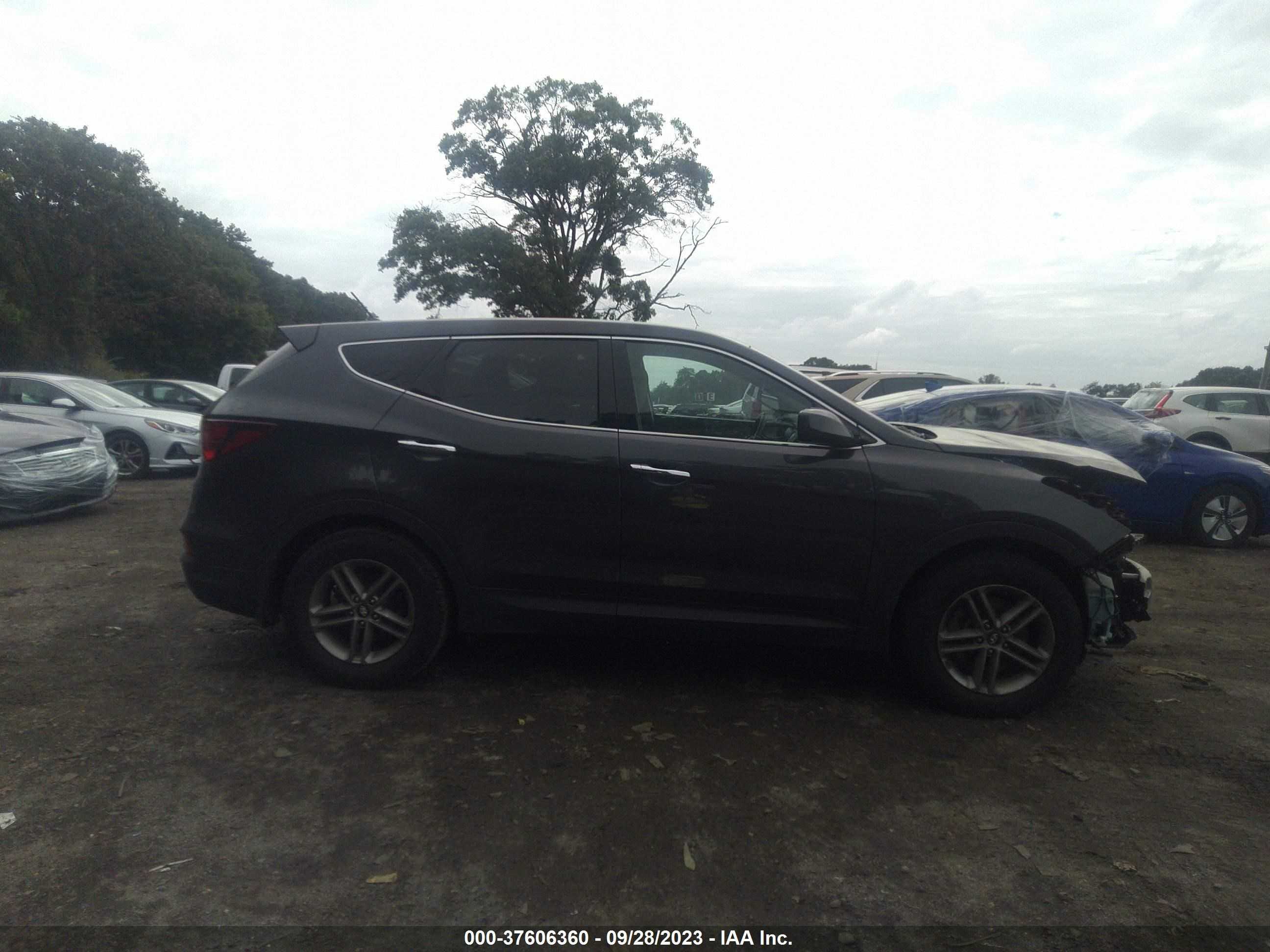 Photo 12 VIN: 5XYZT3LB2JG567786 - HYUNDAI SANTA FE 