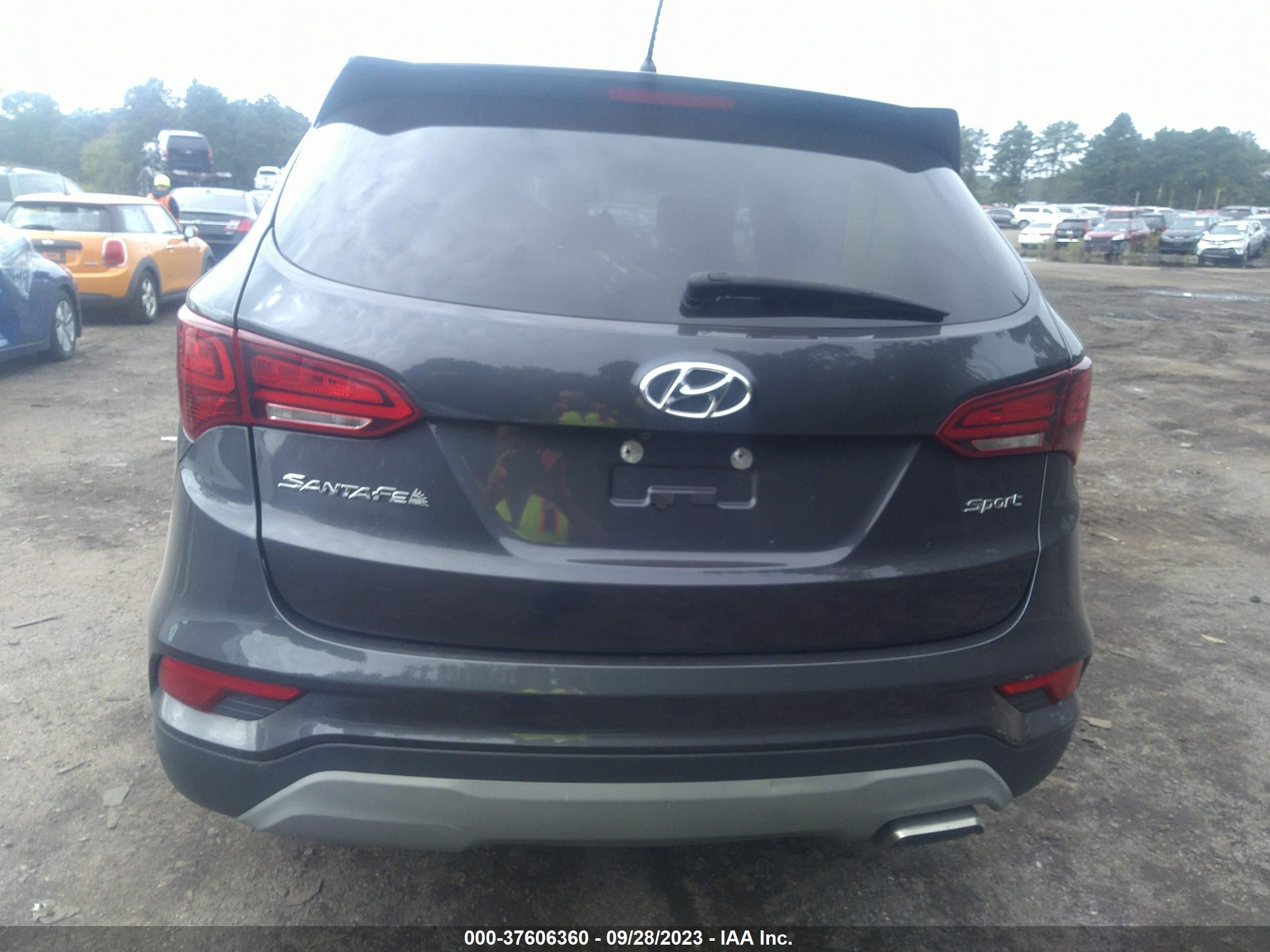 Photo 15 VIN: 5XYZT3LB2JG567786 - HYUNDAI SANTA FE 