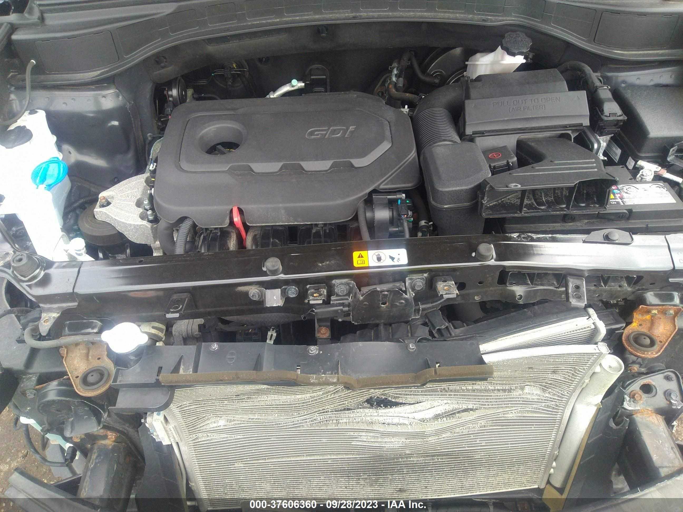 Photo 9 VIN: 5XYZT3LB2JG567786 - HYUNDAI SANTA FE 