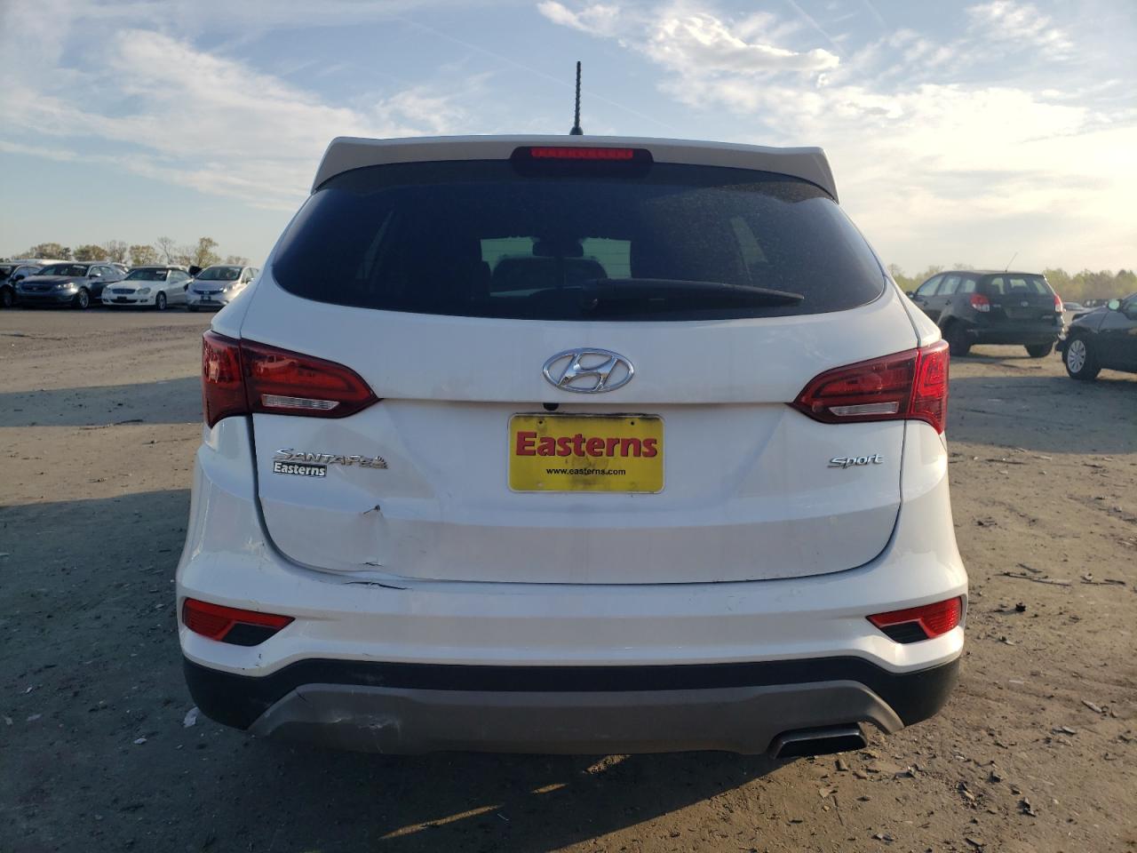 Photo 5 VIN: 5XYZT3LB2JG573412 - HYUNDAI SANTA FE 