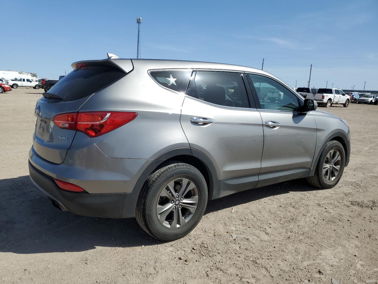 Photo 2 VIN: 5XYZT3LB3GG322567 - HYUNDAI SANTA FE 