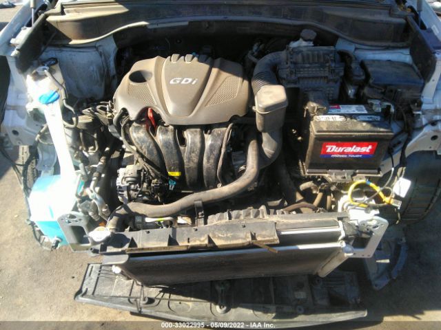 Photo 9 VIN: 5XYZT3LB4FG260837 - HYUNDAI SANTA FE SPORT 