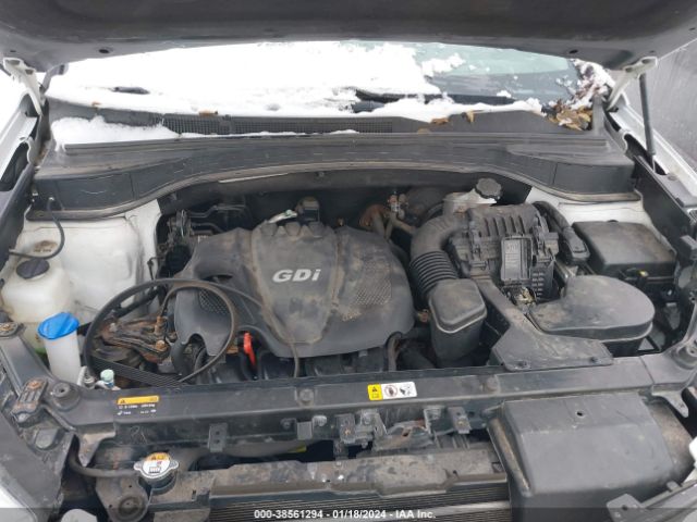 Photo 9 VIN: 5XYZT3LB4GG359255 - HYUNDAI SANTA FE SPORT 