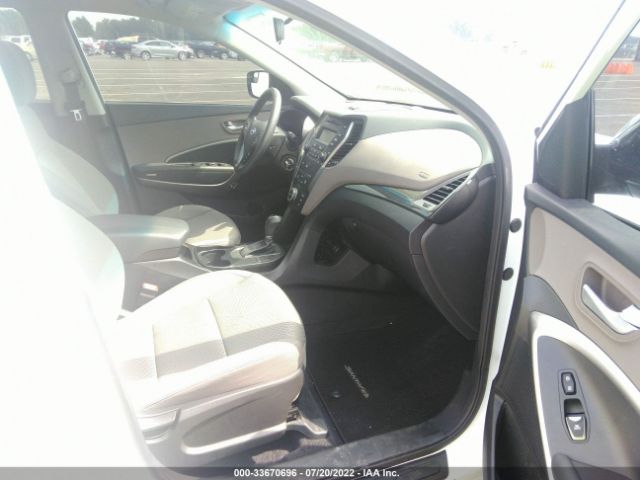 Photo 4 VIN: 5XYZT3LB5GG372130 - HYUNDAI SANTA FE SPORT 