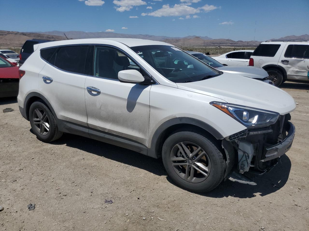 Photo 3 VIN: 5XYZT3LB5JG565823 - HYUNDAI SANTA FE 