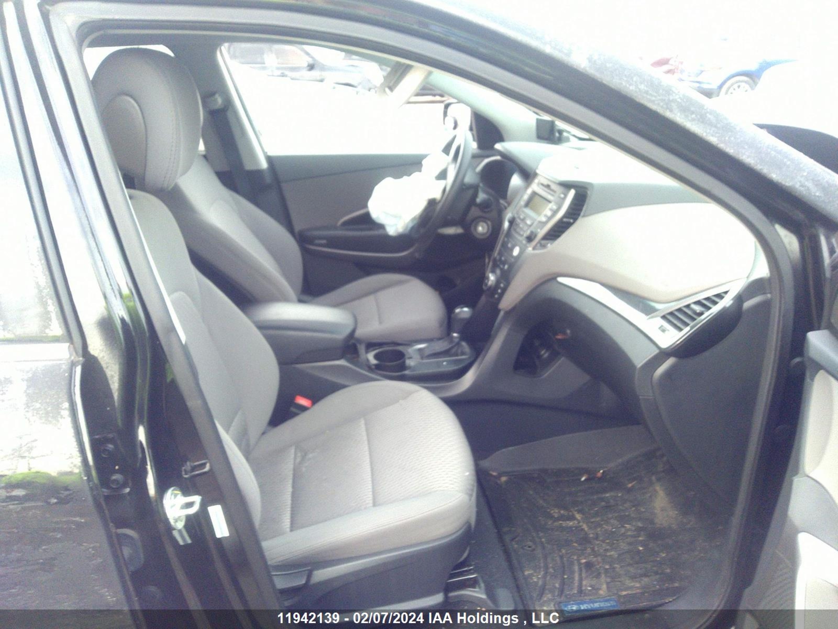 Photo 4 VIN: 5XYZT3LB7FG280368 - HYUNDAI SANTA FE 