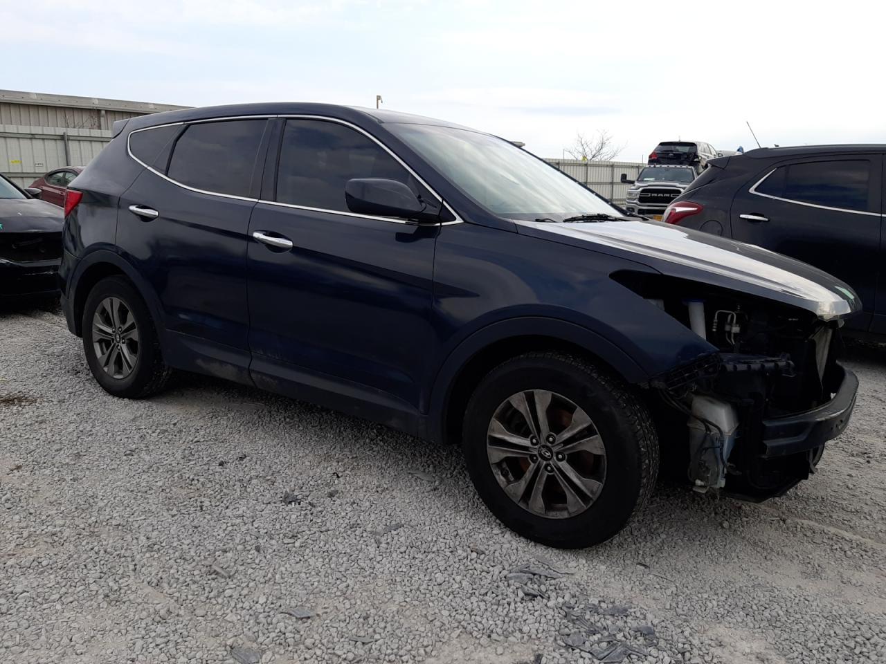 Photo 3 VIN: 5XYZT3LB7GG375417 - HYUNDAI SANTA FE 