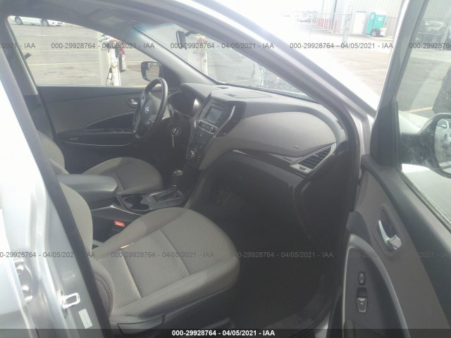 Photo 4 VIN: 5XYZT3LB7JG568948 - HYUNDAI SANTA FE 