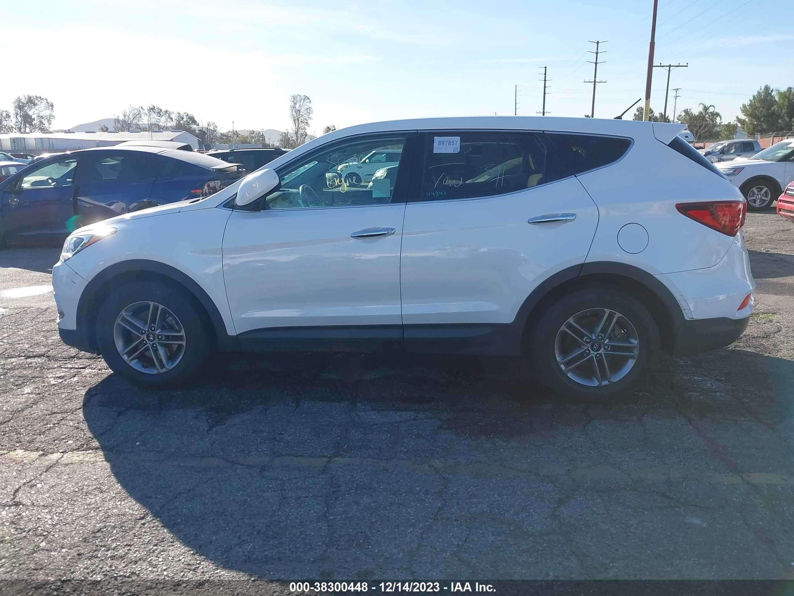 Photo 13 VIN: 5XYZT3LB8JG568702 - HYUNDAI SANTA FE 