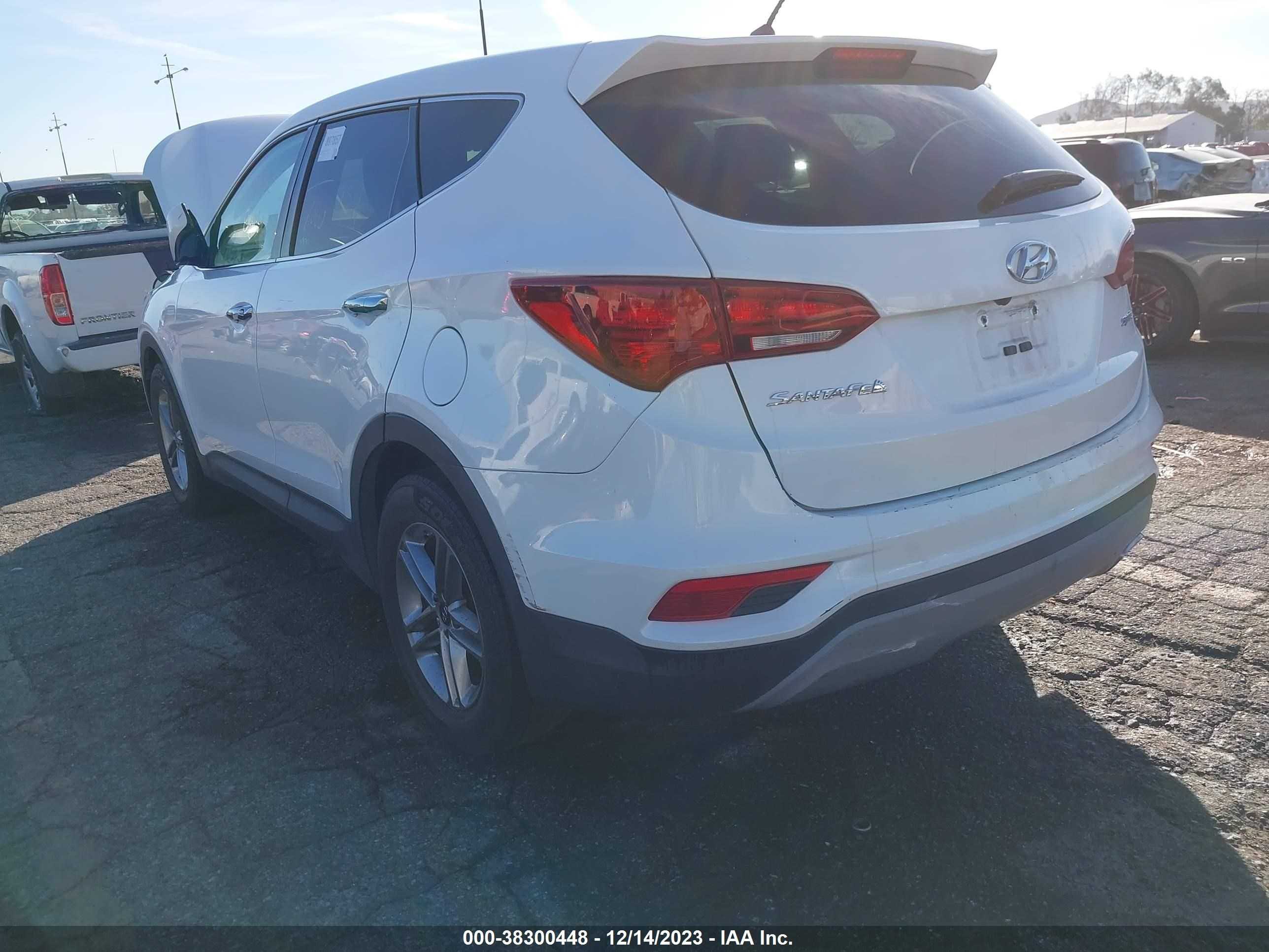 Photo 5 VIN: 5XYZT3LB8JG568702 - HYUNDAI SANTA FE 