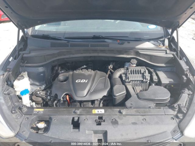 Photo 9 VIN: 5XYZT3LB9GG339938 - HYUNDAI SANTA FE SPORT 