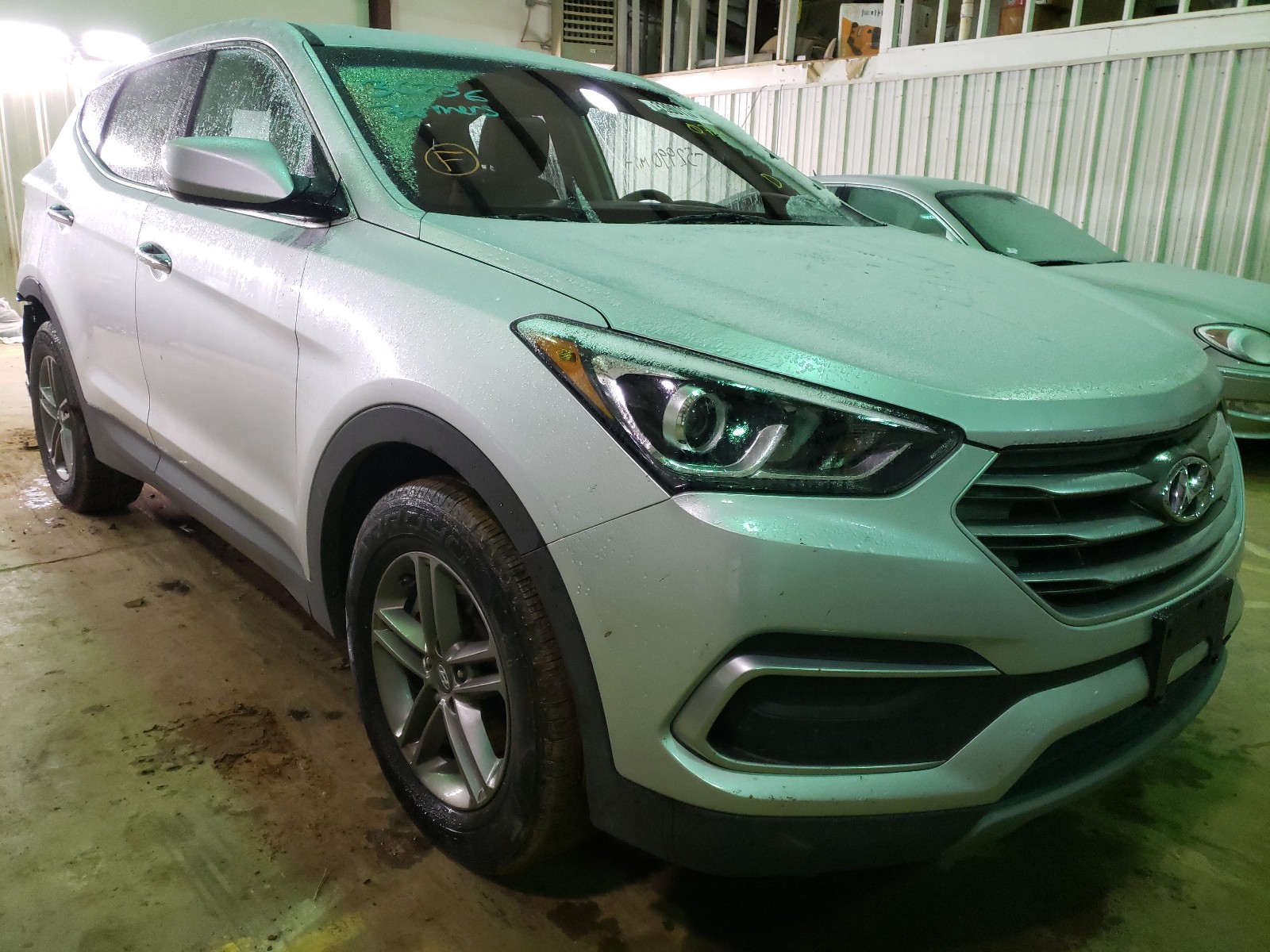 Photo 0 VIN: 5XYZT3LB9JG560799 - HYUNDAI SANTA FE S 